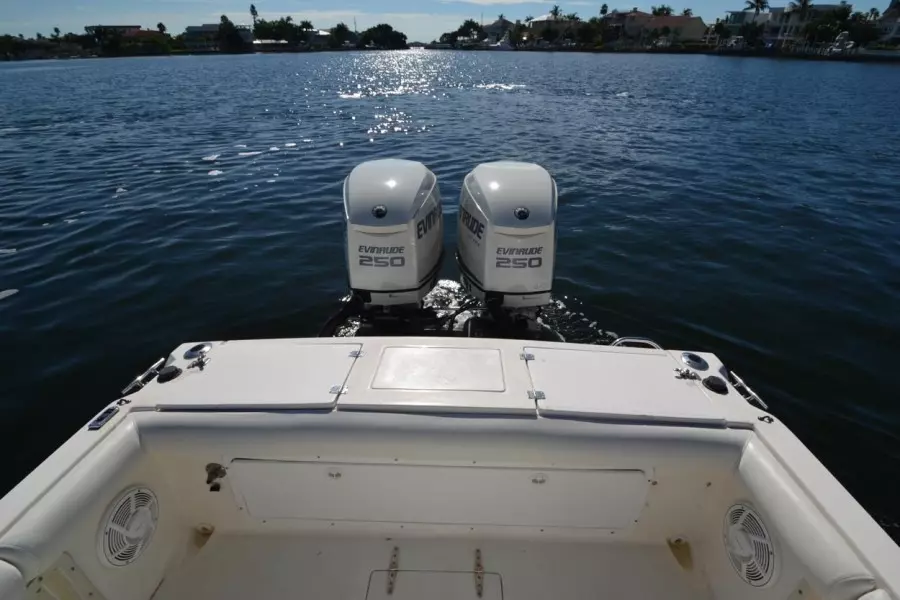 1995 Wellcraft Scarab 26 Sportster