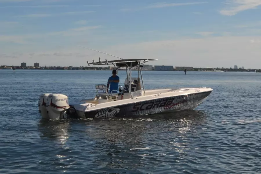 1995 Wellcraft Scarab 26 Sportster