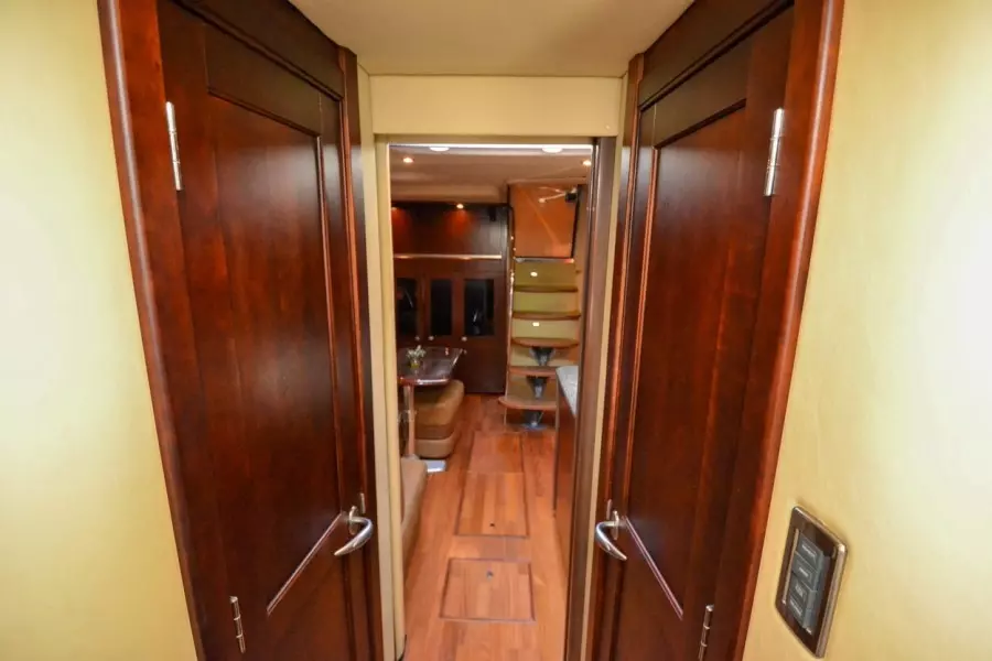 2006 Sea Ray 48 Sundancer