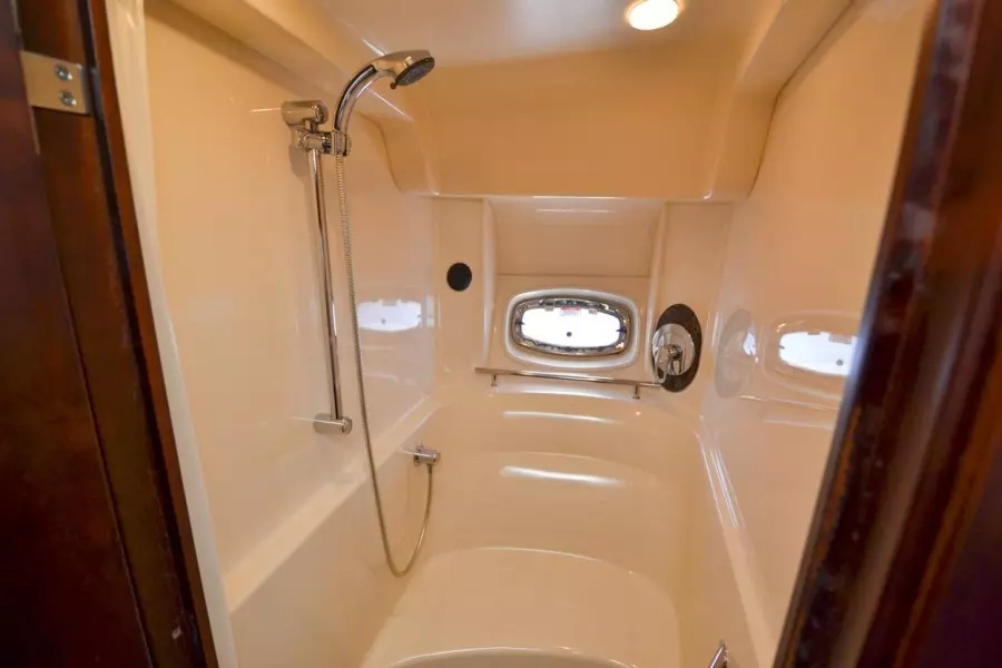 2006 Sea Ray 48 Sundancer