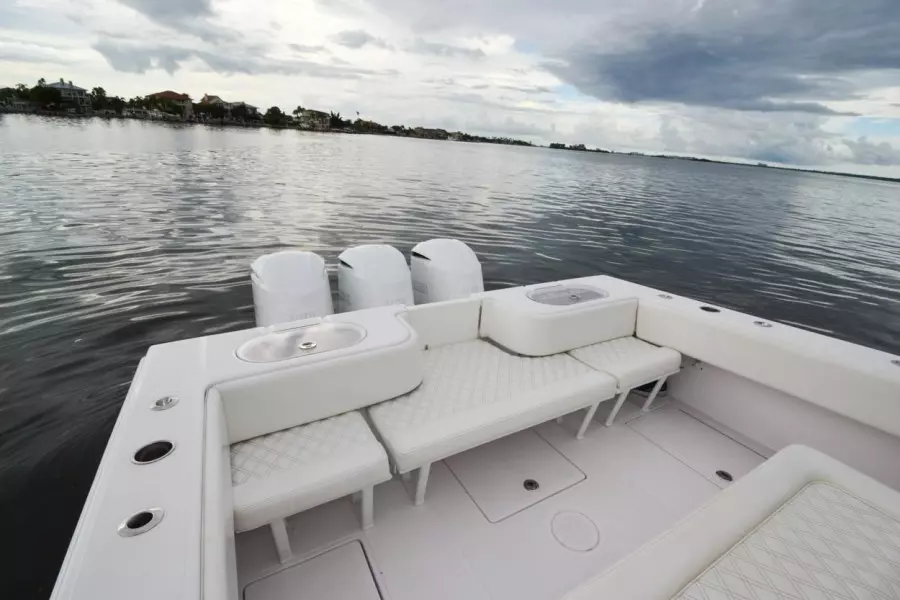 2018 SeaHunter 35 cc