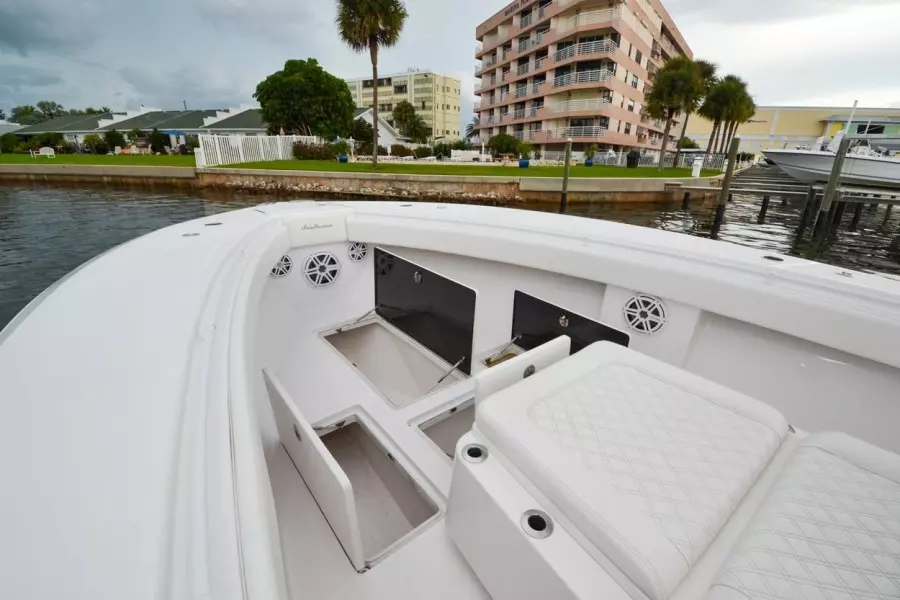 2018 SeaHunter 35 cc