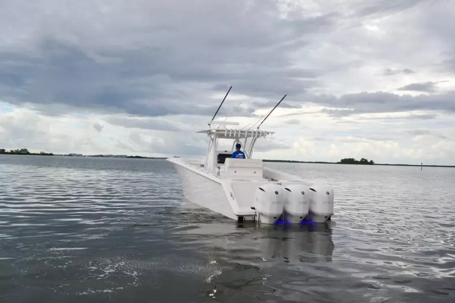 2018 SeaHunter 35 cc