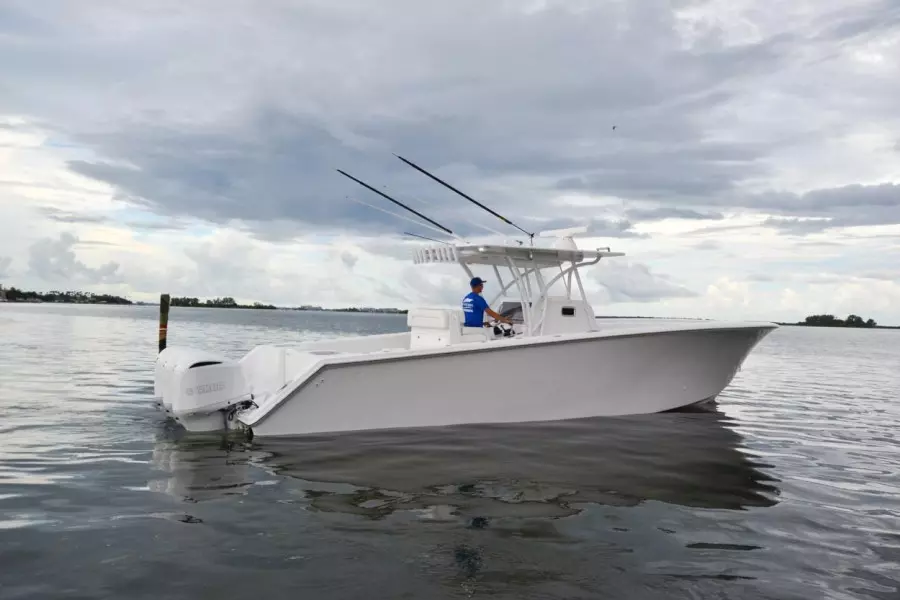 2018 SeaHunter 35 cc