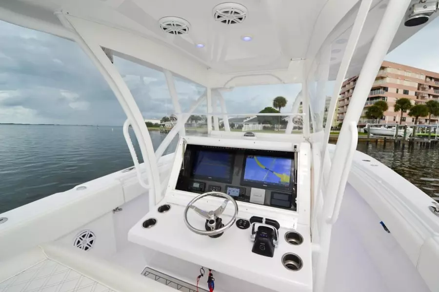 2018 SeaHunter 35 cc