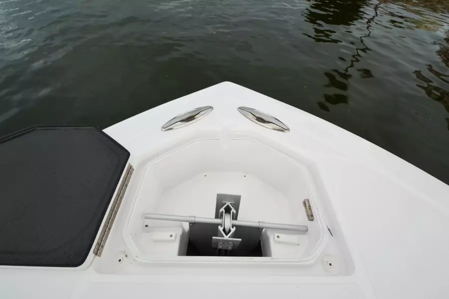 2018 SeaHunter 35 cc