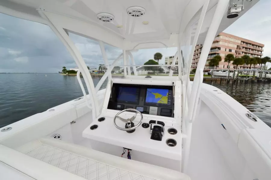 2018 SeaHunter 35 cc