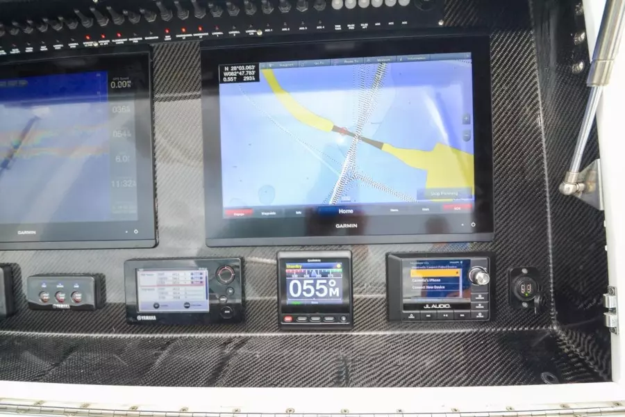 2018 SeaHunter 35 cc