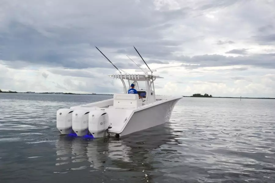 2018 SeaHunter 35 cc