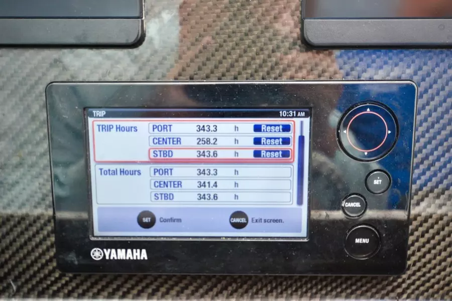 2018 SeaHunter 35 cc