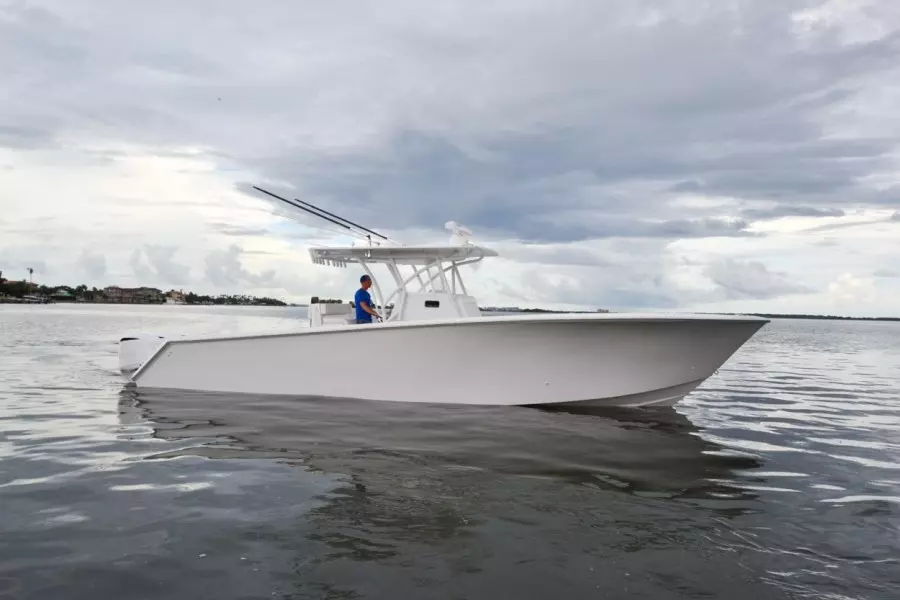 2018 SeaHunter 35 cc