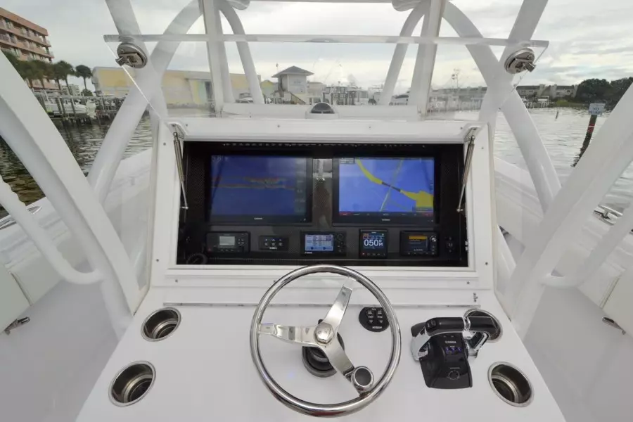 2018 SeaHunter 35 cc