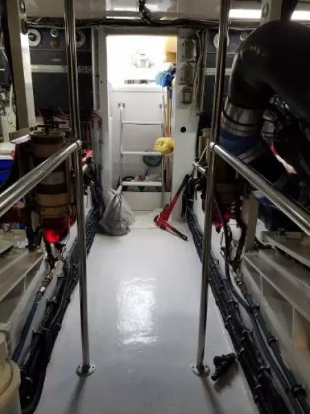 1988 Hatteras Convertible