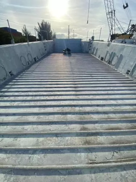 1992 Swiftships LCM8