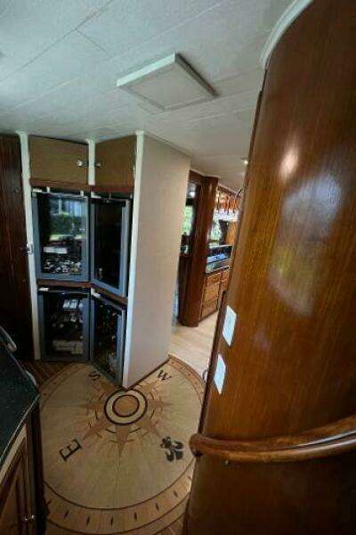 1983 Knight & Carver Custom Trideck