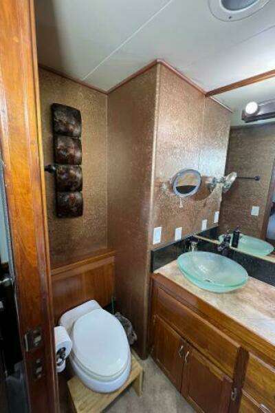 1983 Knight & Carver Custom Trideck