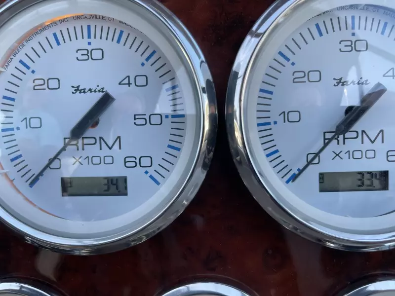 2006 Regal 3060 Window Express