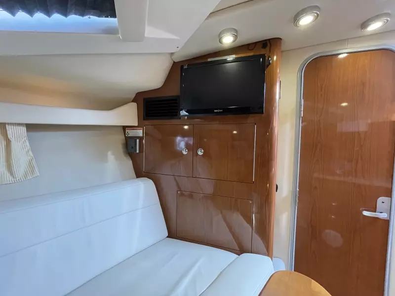 2006 Regal 3060 Window Express