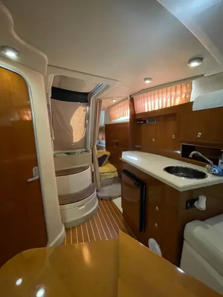 2006 Regal 3060 Window Express