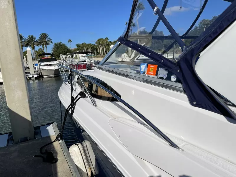 2006 Regal 3060 Window Express