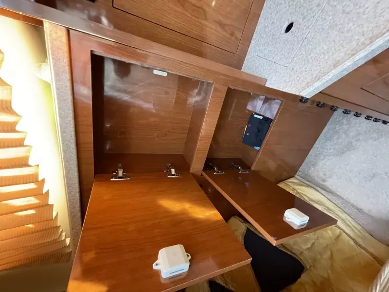 2006 Regal 3060 Window Express