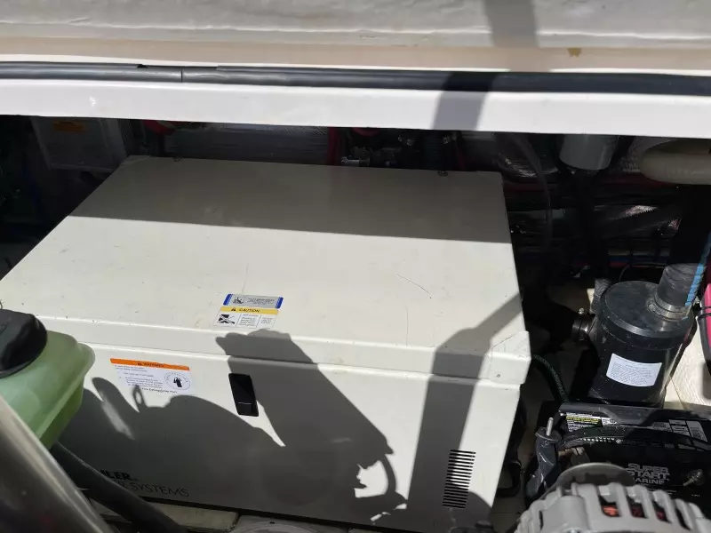 2006 Regal 3060 Window Express