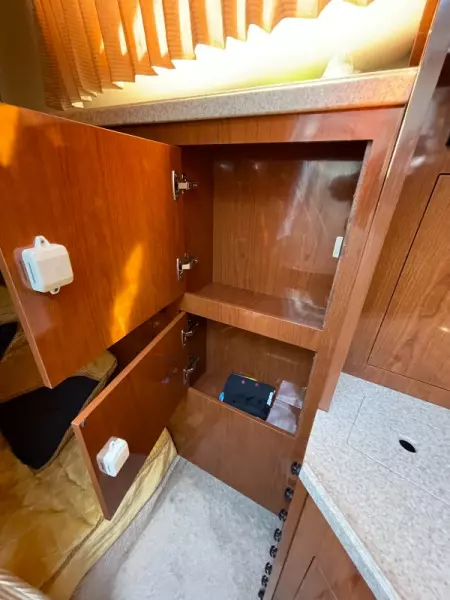 2006 Regal 3060 Window Express