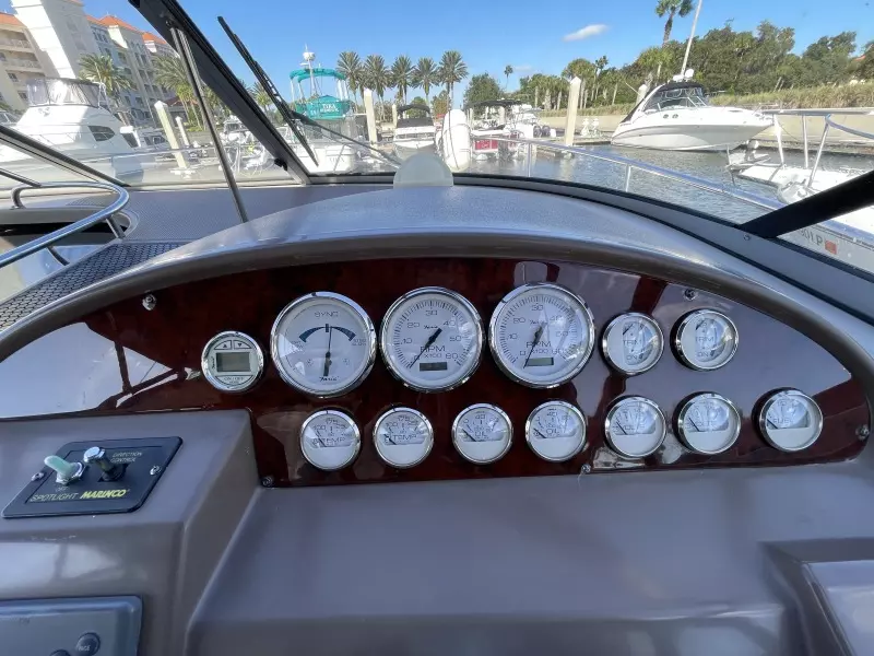 2006 Regal 3060 Window Express