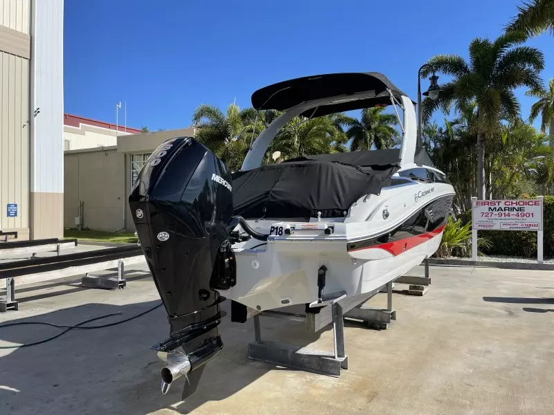 2021 Crownline 255 XSS