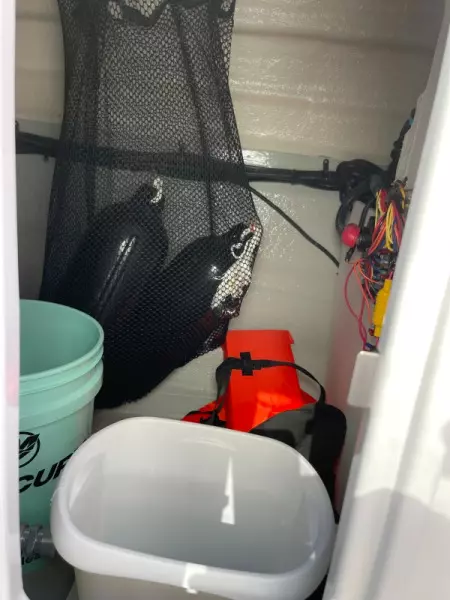 2021 Crownline 255 XSS