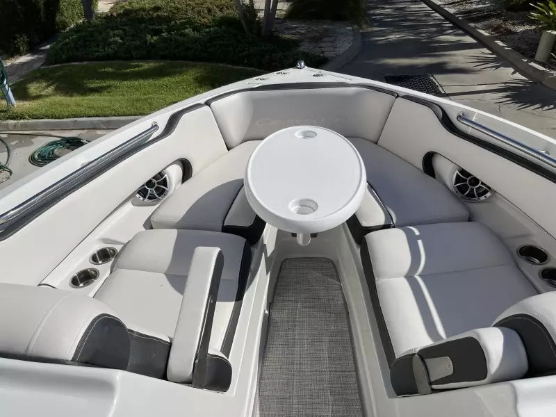 2021 Crownline 255 XSS