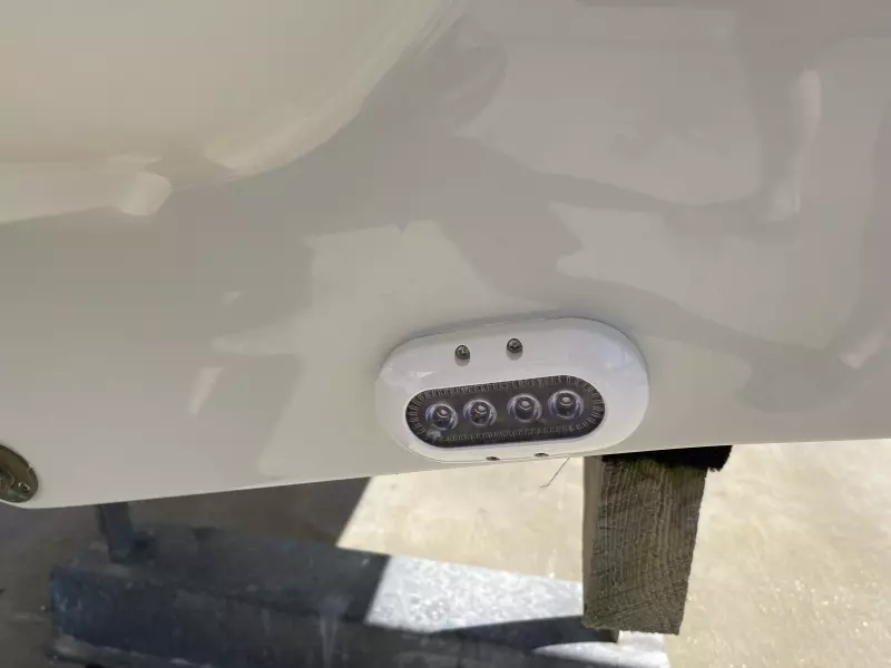 2021 Crownline 255 XSS