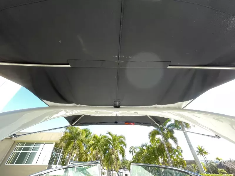 2021 Crownline 255 XSS