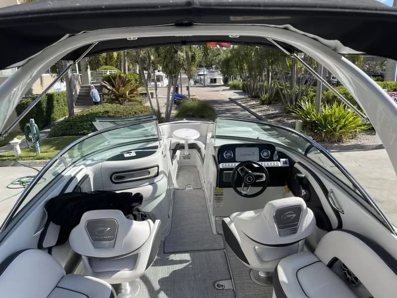 2021 Crownline 255 XSS
