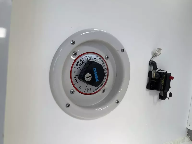 2021 Crownline 255 XSS