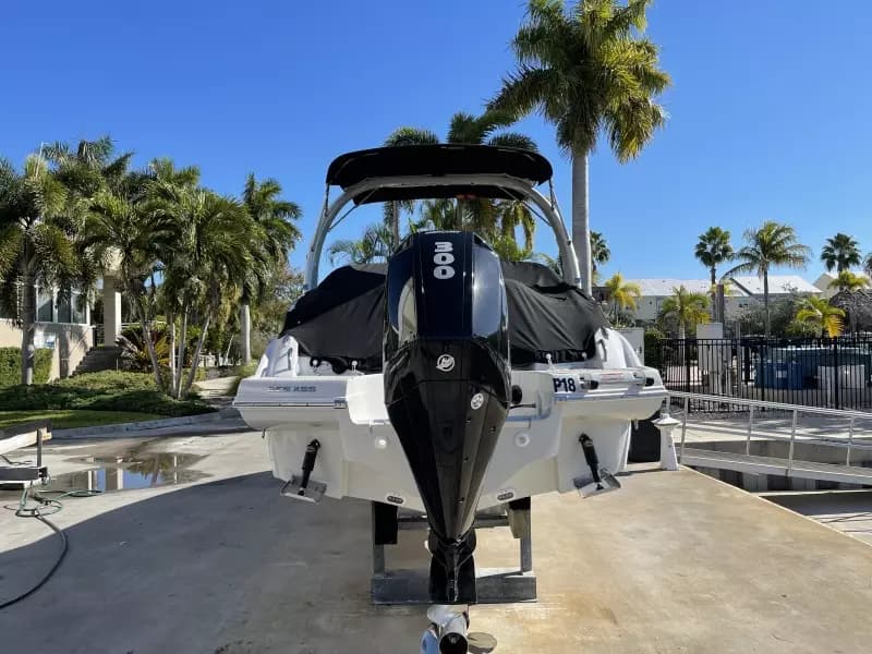 2021 Crownline 255 XSS