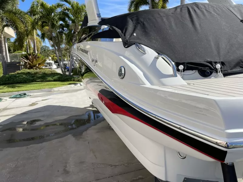 2021 Crownline 255 XSS