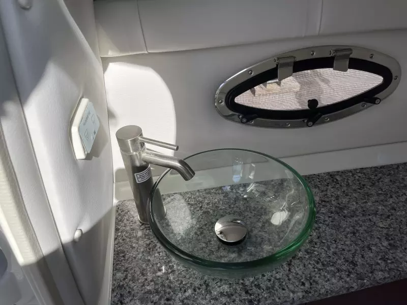 2021 Crownline 255 XSS