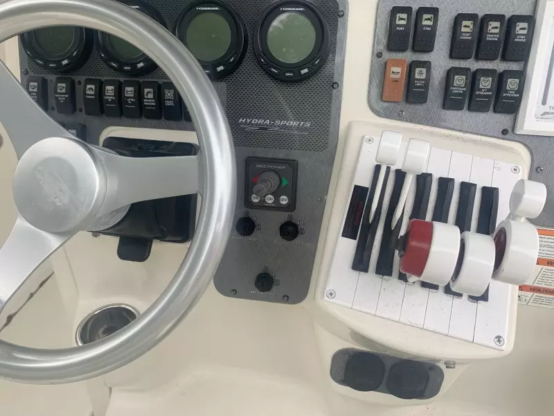 2007 Hydra-Sports 3300 VX