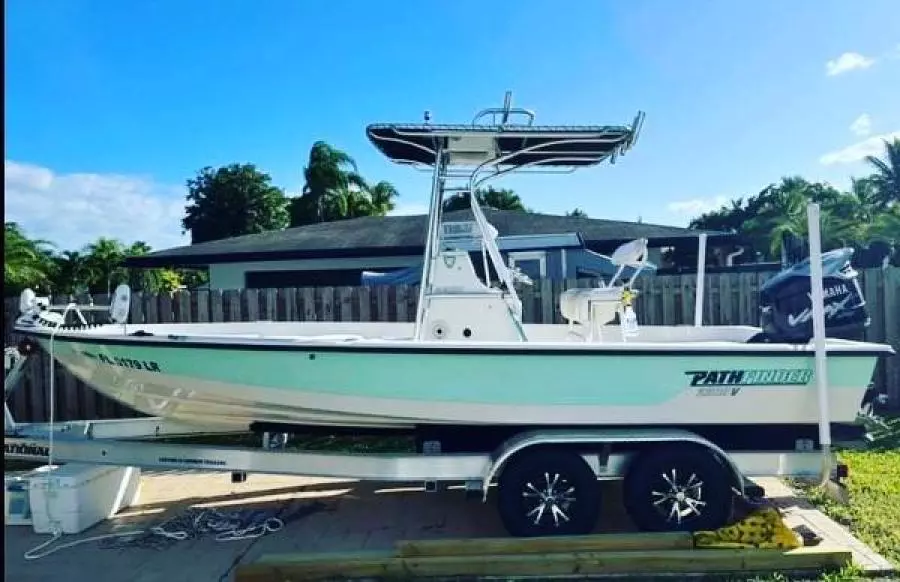 2001 Pathfinder 2200-v