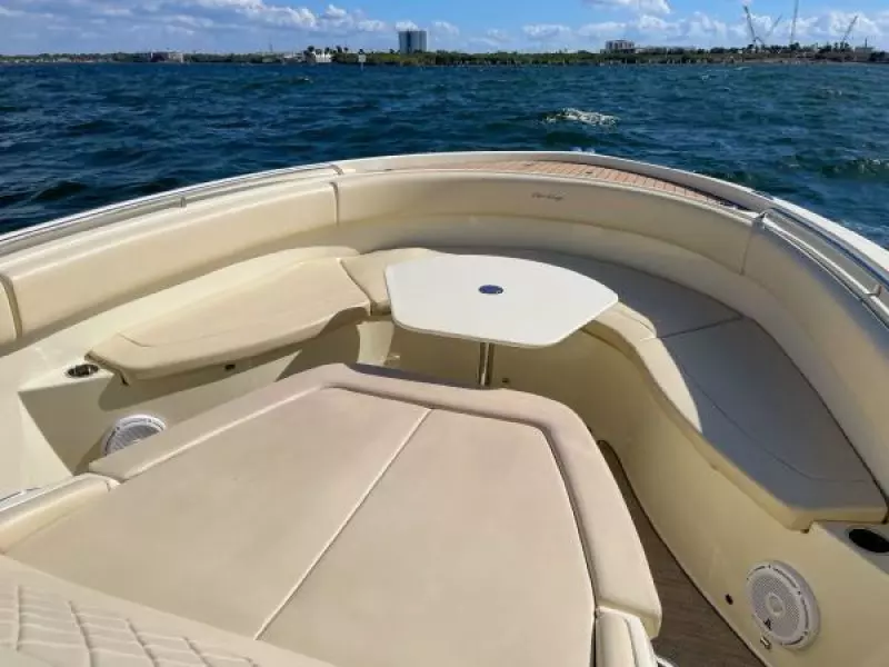 2017 Chris-Craft Catalina