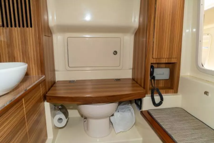 2017 Chris-Craft Catalina