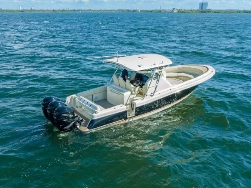 2017 Chris-Craft Catalina