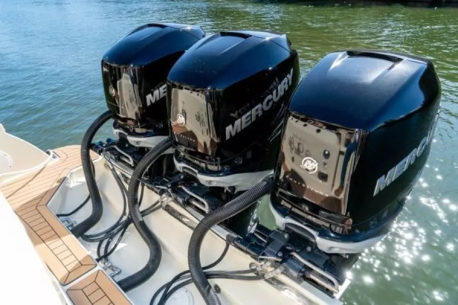 2017 Chris-Craft Catalina