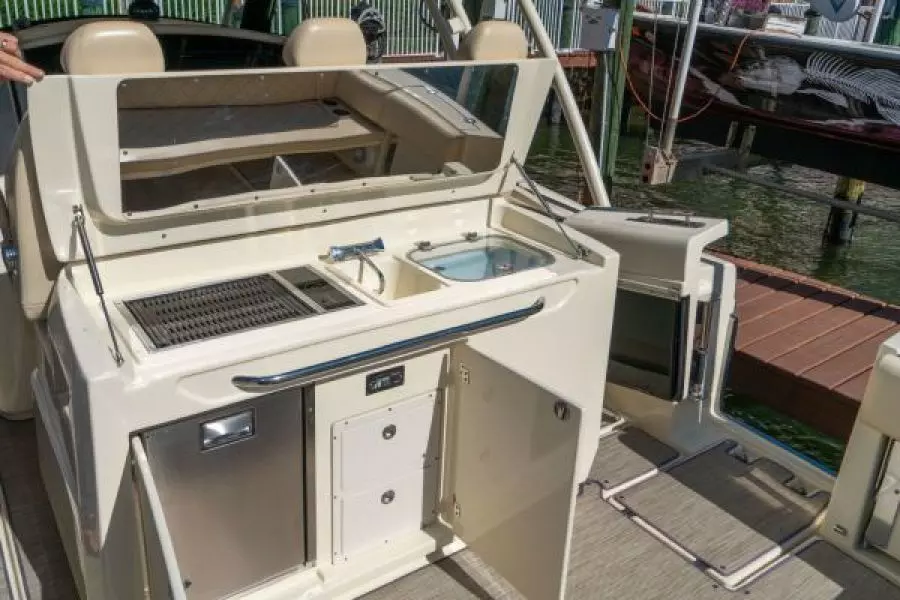 2017 Chris-Craft Catalina