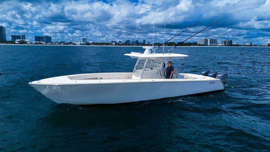2018 Jupiter 38 FS