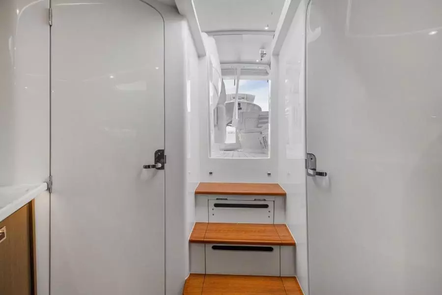 2021 Intrepid 438 Evolution