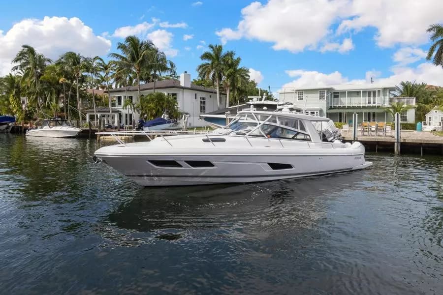 2021 Intrepid 438 Evolution