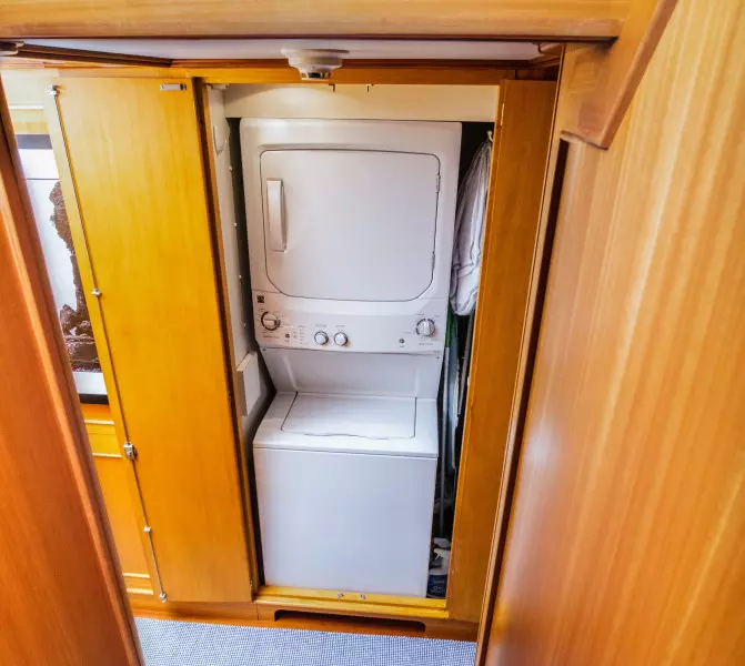 Companionway Washer And Dryer