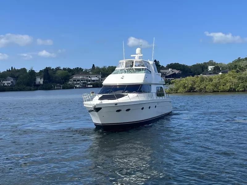 2005 Carver 56 voyager